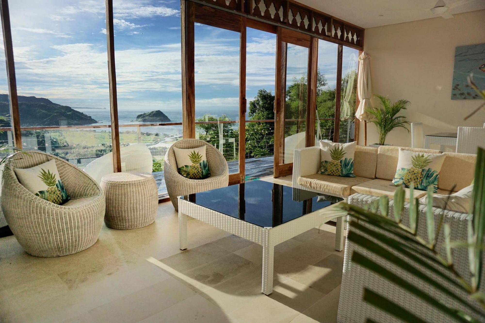 Villa Atas Pelangi Kuta  Exterior foto
